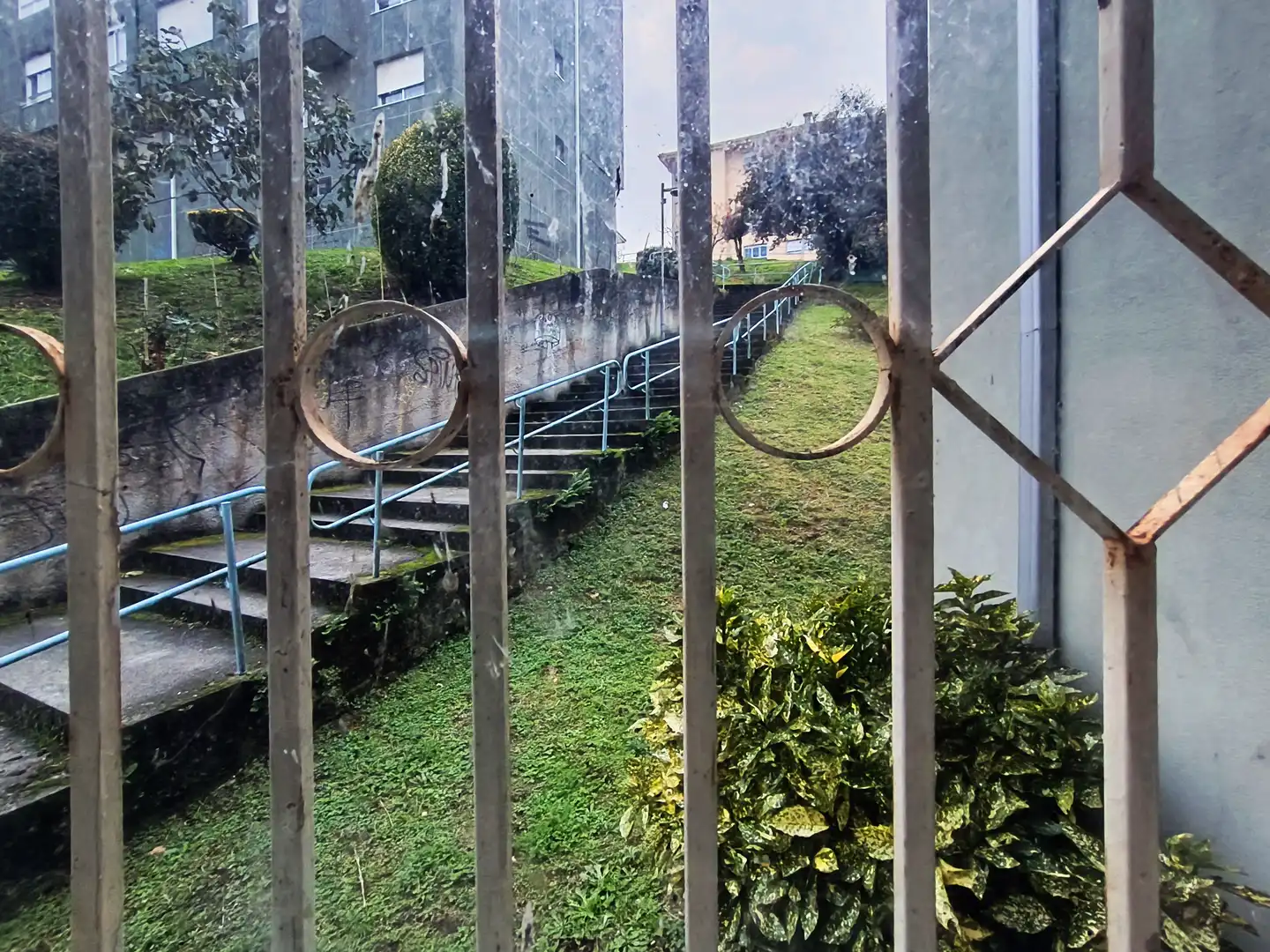 Vista exterior de Piso en venta en Teo con Trastero