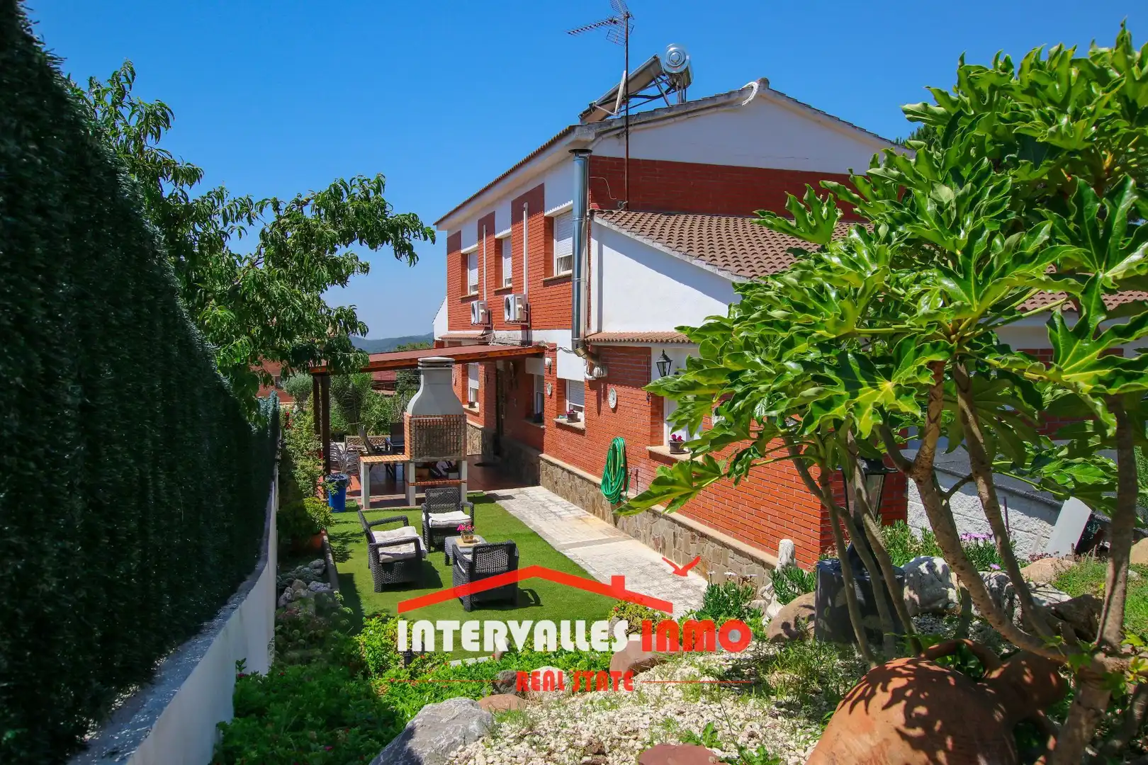 Garden of Houses for sale in Bigues i Riells del Fai  with Air Conditioner, Heating and Private garden