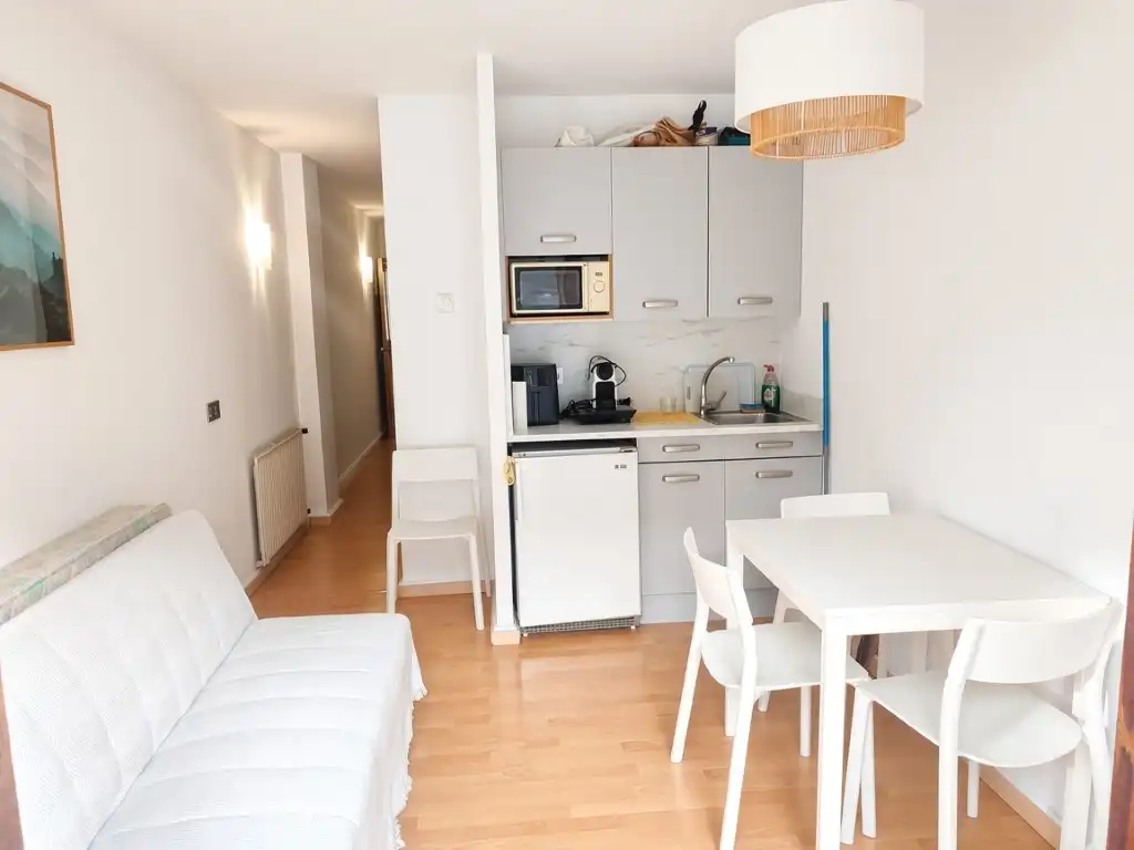 Apartment with lift for sale in Carrer del Pedral