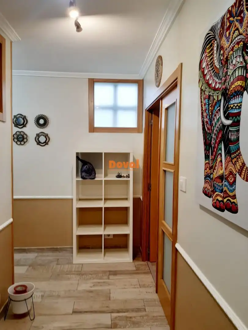 Habitación de Piso de alquiler en Vigo  con Calefacción, Amueblado y Balcón