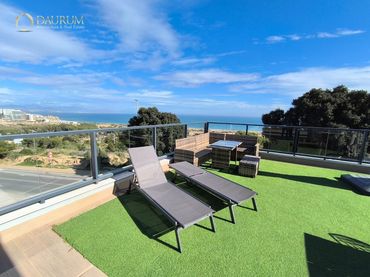 Duplex con piscina in vendita a CALLE CANARIAS