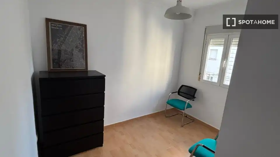 Bedroom of Apartments for share in Sevilla  with Air Conditioner, Terrace and Furnished