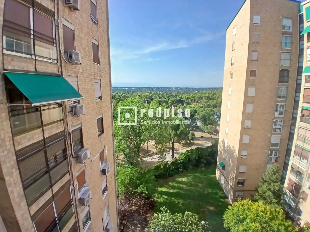 Bedroom of Flat for rent in Latina