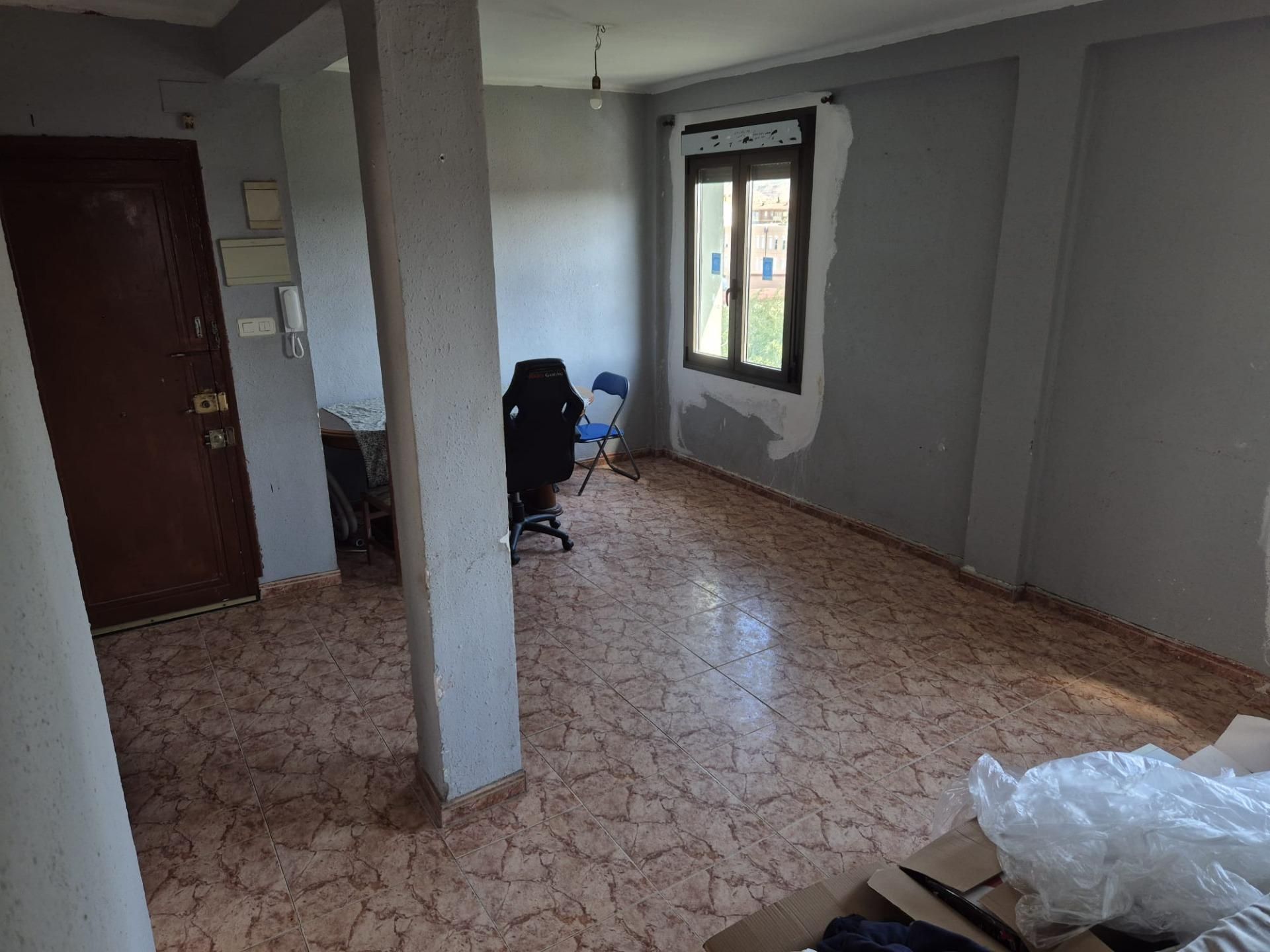 Flat for sale in  Huesca Capital