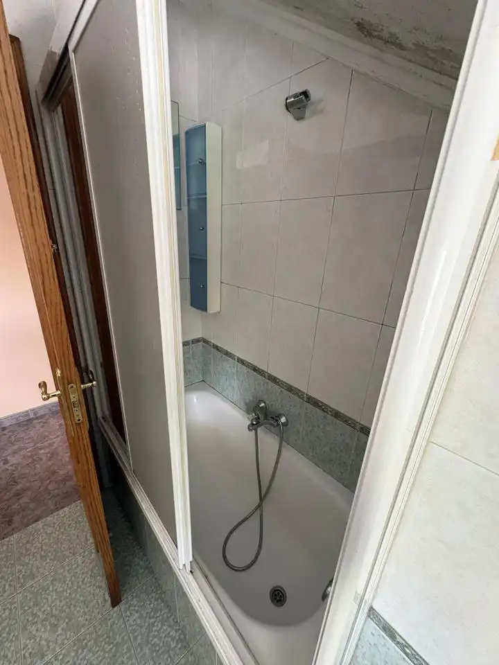 Baño de Piso de alquiler en Meruelo