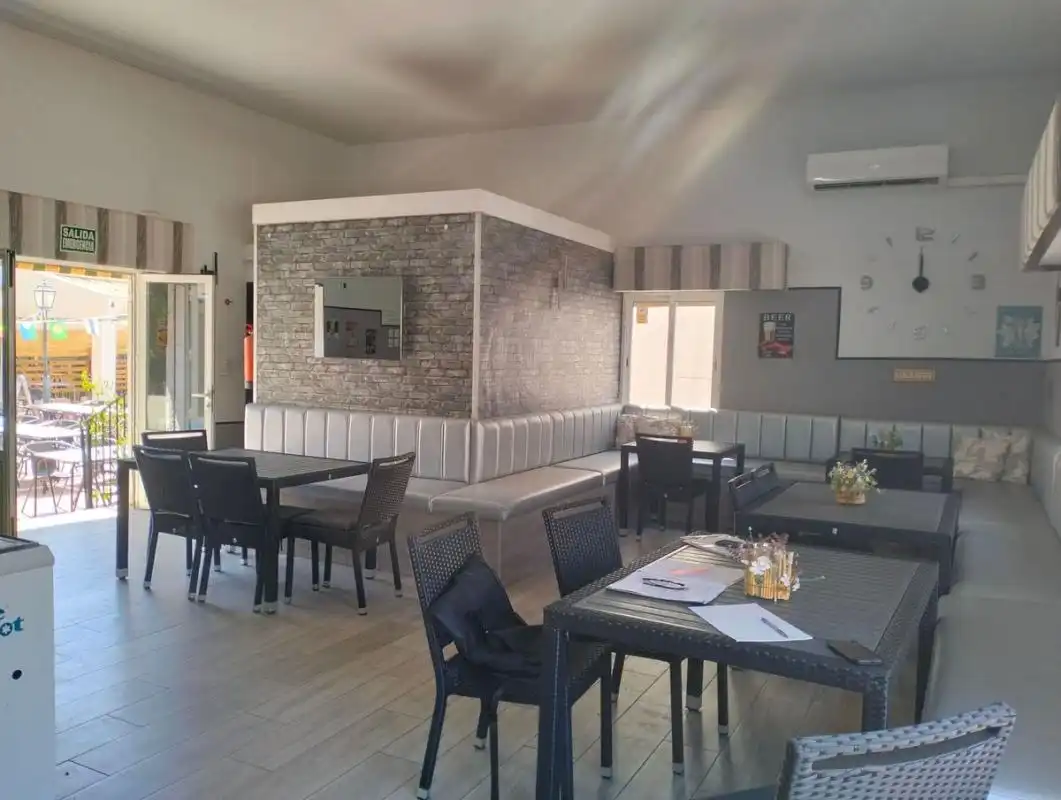 Local en venta en Calle Rio Segura, Panorama - Sierramar