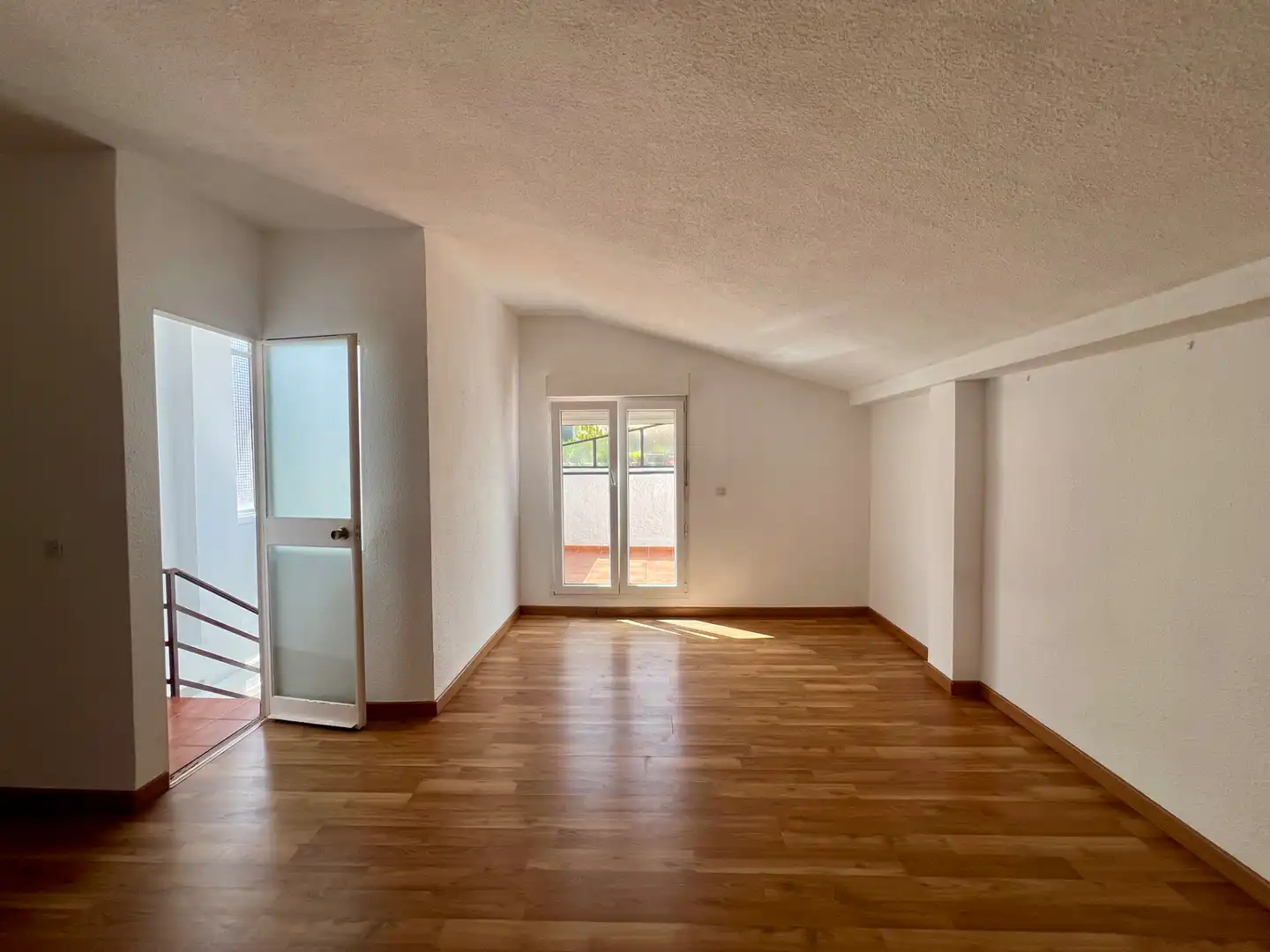 Sala de estar de Dúplex de alquiler en Collado Villalba con Calefacción, Jardín privado y Terraza