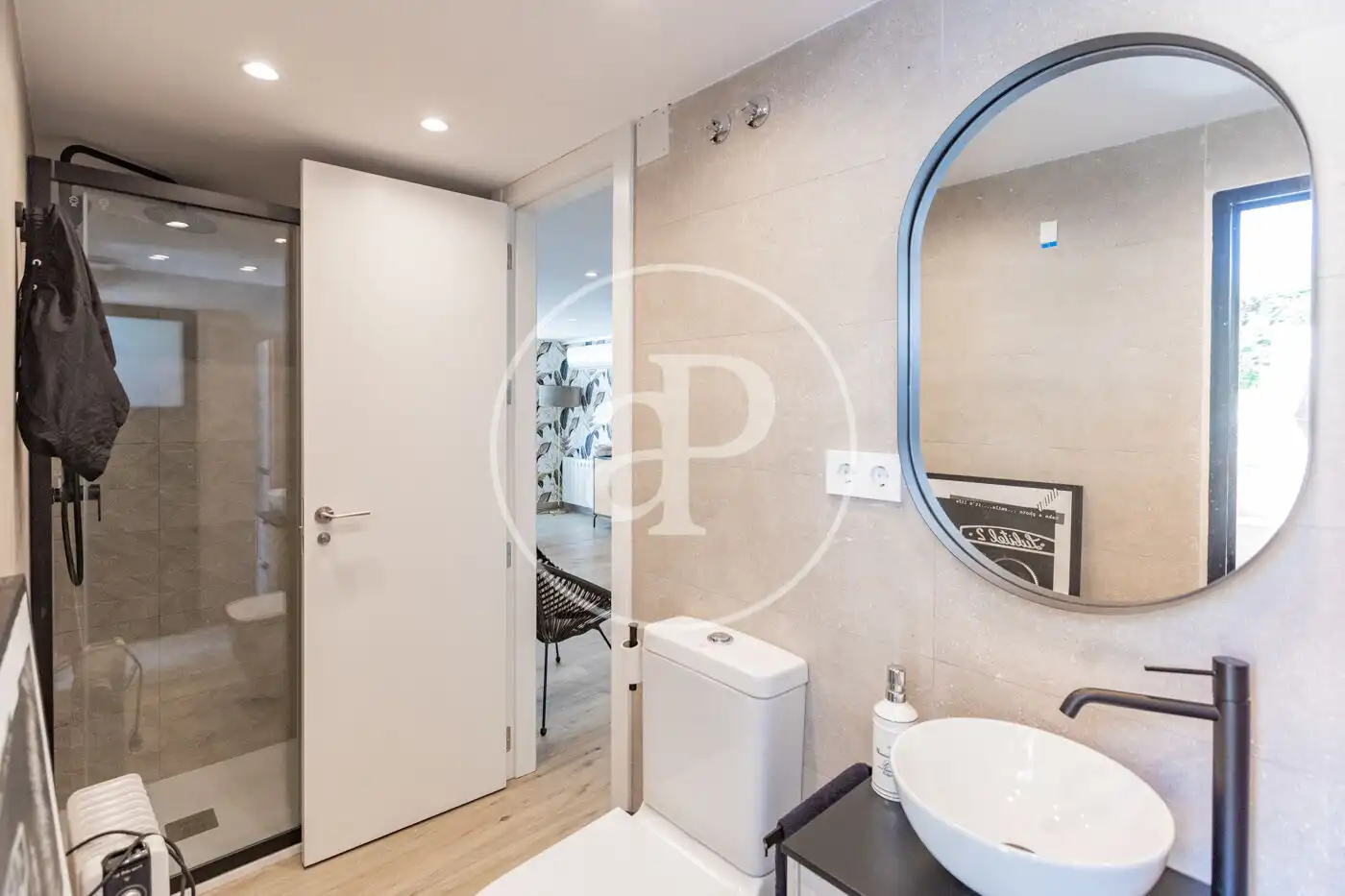 Badezimmer von Haus oder Chalet zum Verkauf in Pozuelo de Alarcón mit Klimaanlage, Heizung und Privatgarten