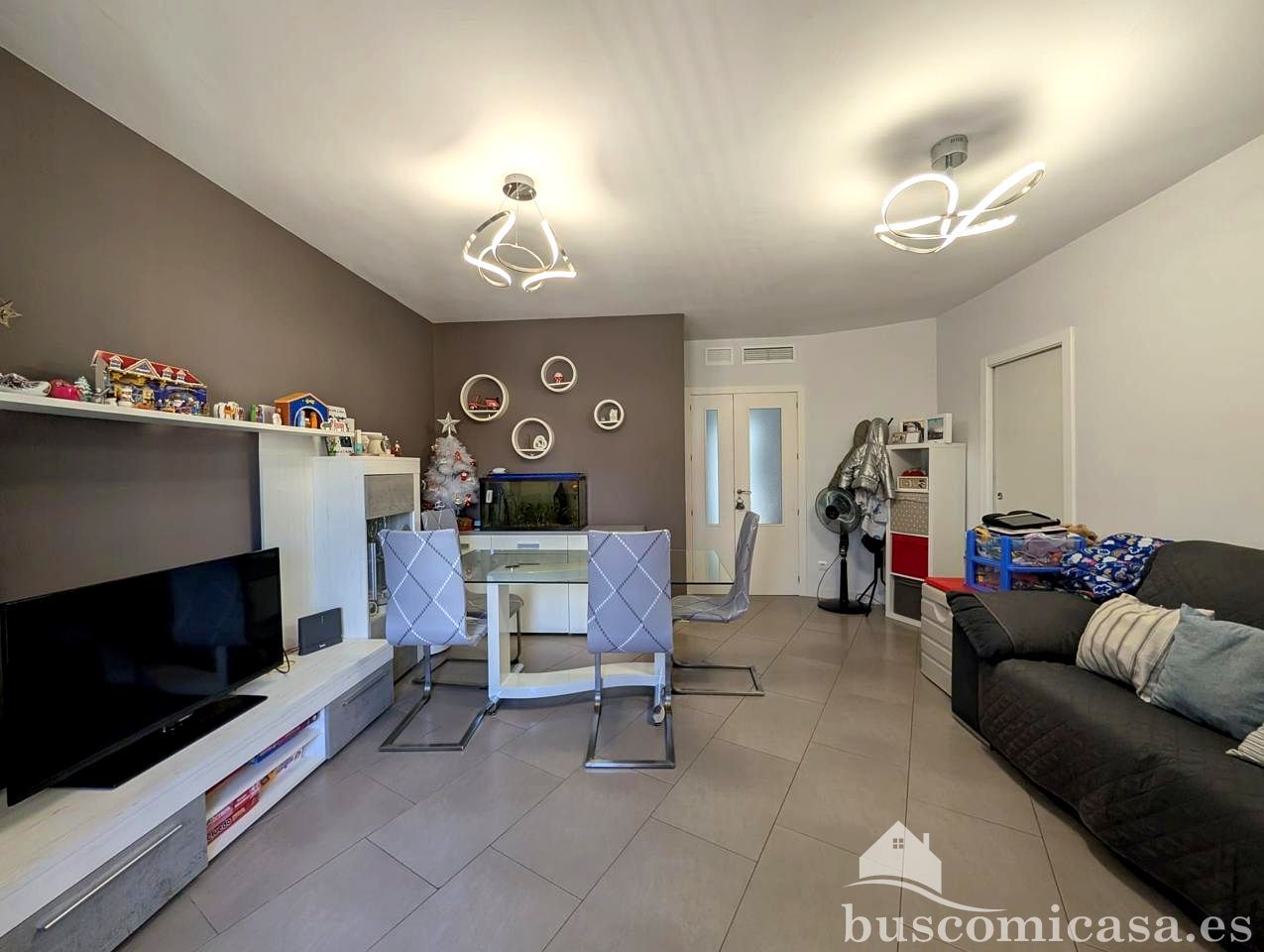 Sala d'estar de Dúplex en venda en Linares amb Aire condicionat, Terrassa i Moblat