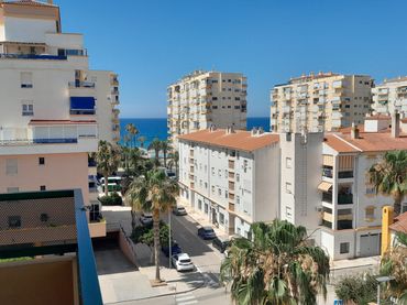 Pis amb piscina de lloguer a Calle Amapola 25