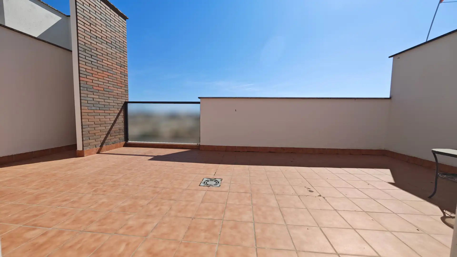 Terrassa de Casa adosada en venda en Don Benito amb Aire condicionat, Calefacció i Jardí privat