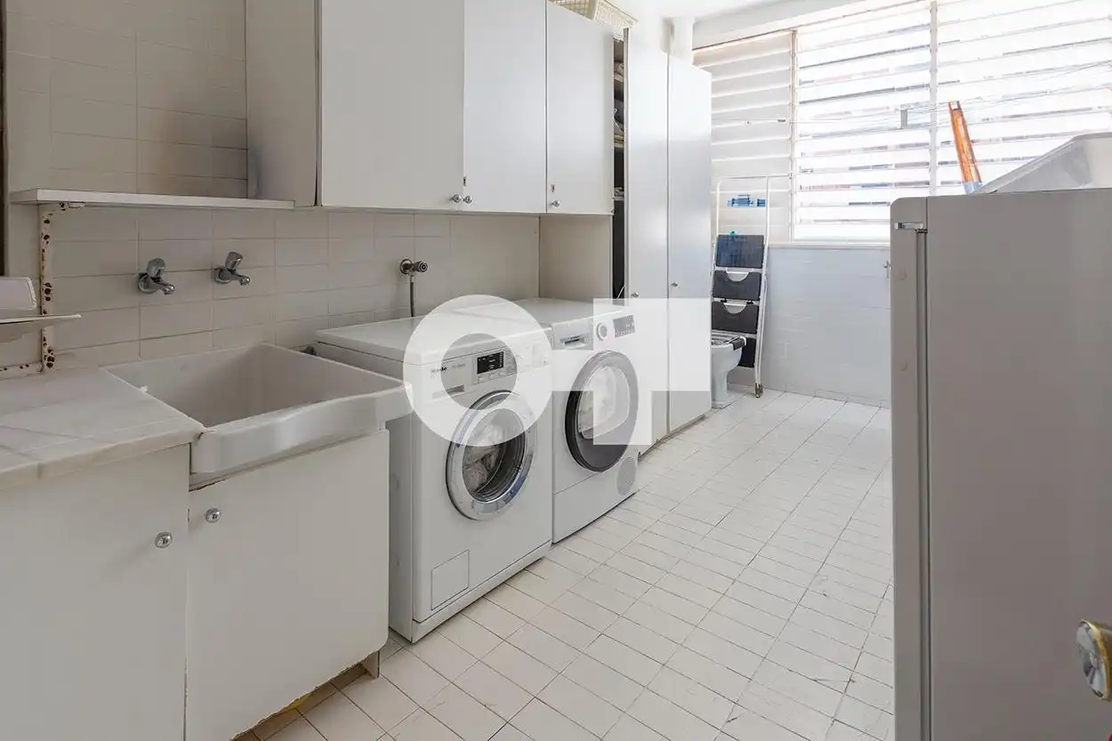 Piso con terraza en venta en Carrer Carrer Jacinto Benavente, imagen 29