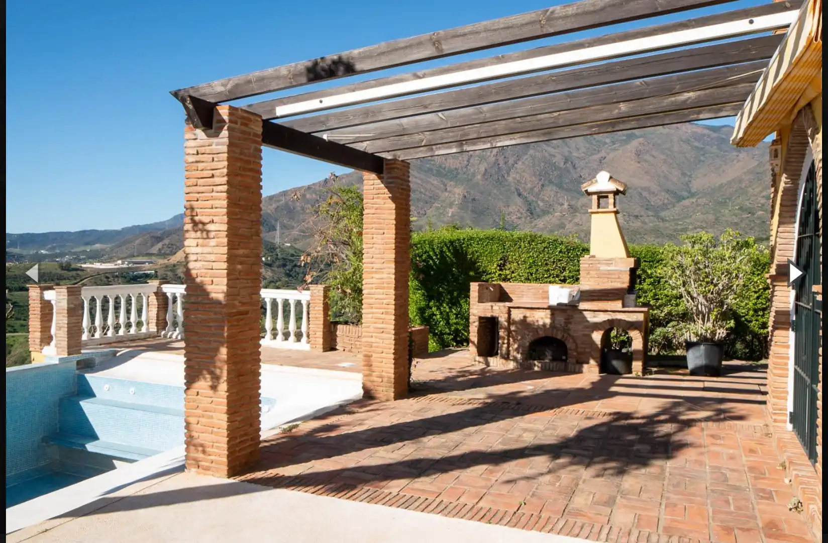 Terraza de Terreno en venta en Estepona
