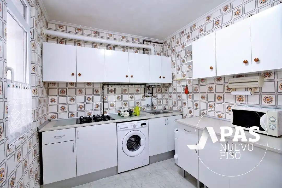 Küche von Wohnung zum Verkauf in Santander