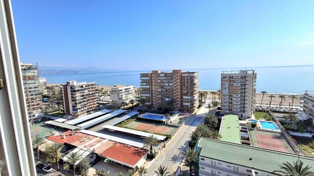 Piso en Venta en Avinguda de la Costa Blanca en Playa de San Juan