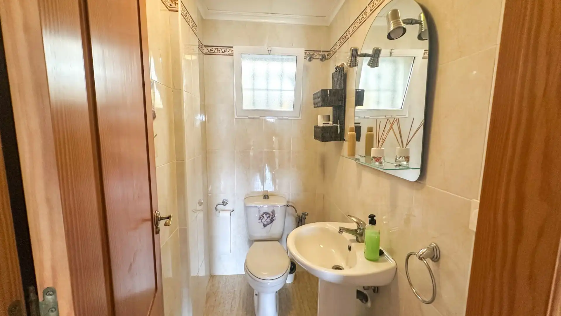 Baño de Finca rústica en venta en Orihuela con Terraza y Amueblado