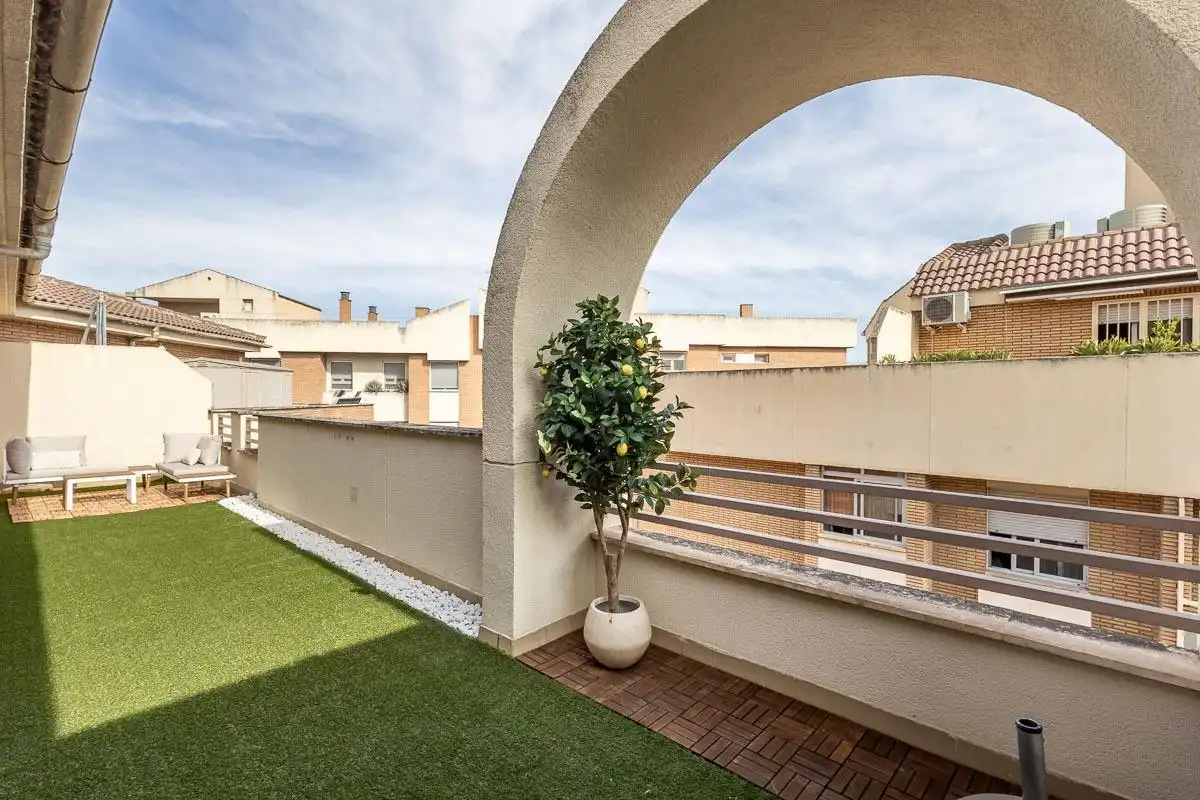 Attico con terrazza in vendita a Calle Profesor Sainz Cantero 5, imagen 2