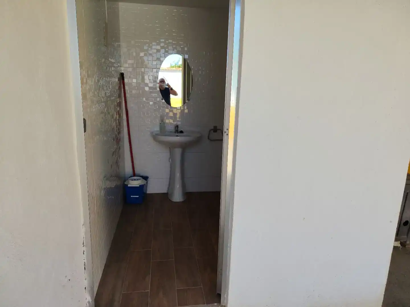 Bany de Planta baixa en venda en Zarza-Capilla amb Aire condicionat, Traster i Moblat