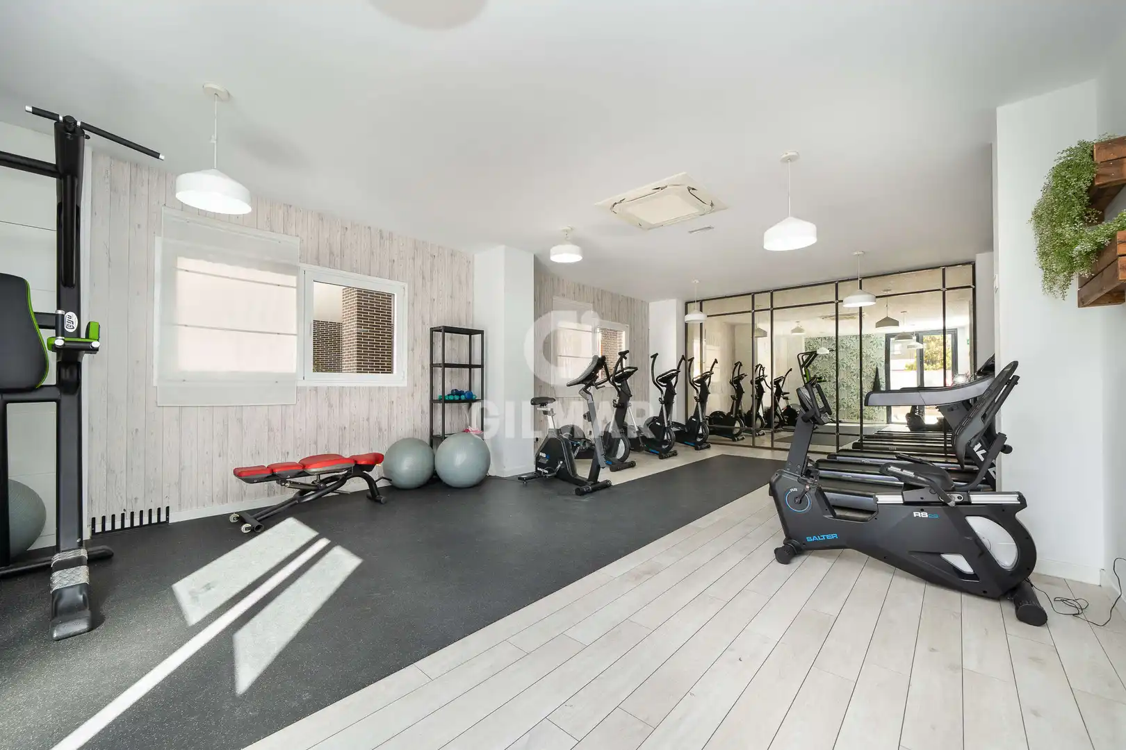 Flat for sale in Madrid  with Heating, Private garden and Storage room