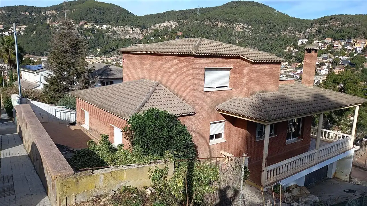 Vista exterior de Casa o chalet en venta en Vallirana