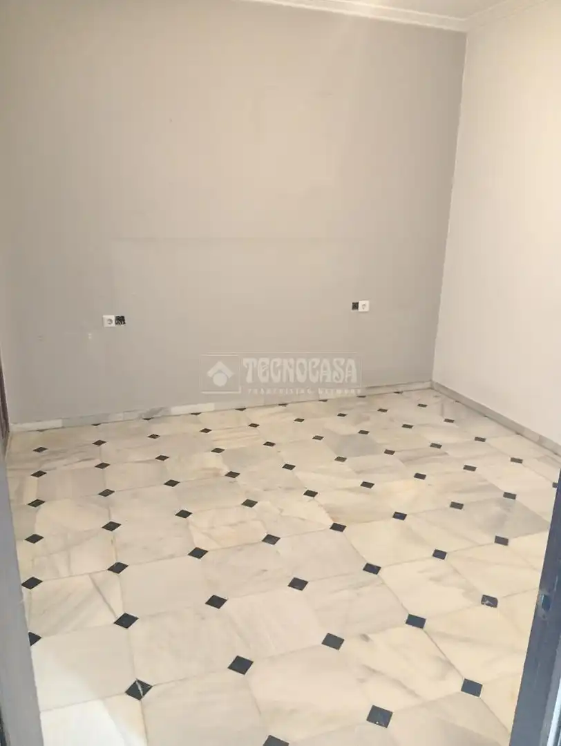 Habitación de Casa adosada en venta en Coria del Río
