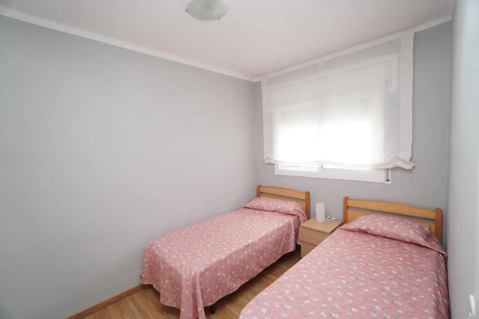 Bedroom of Flat for rent in El Vendrell  with Furnished and Balcony
