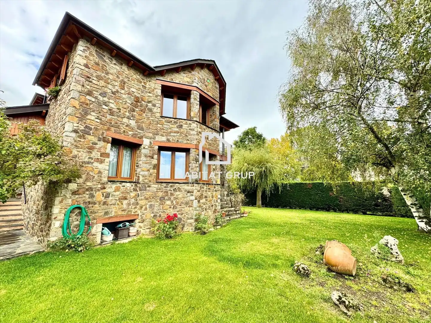 House with garden for sale in Llívia, imagen 3
