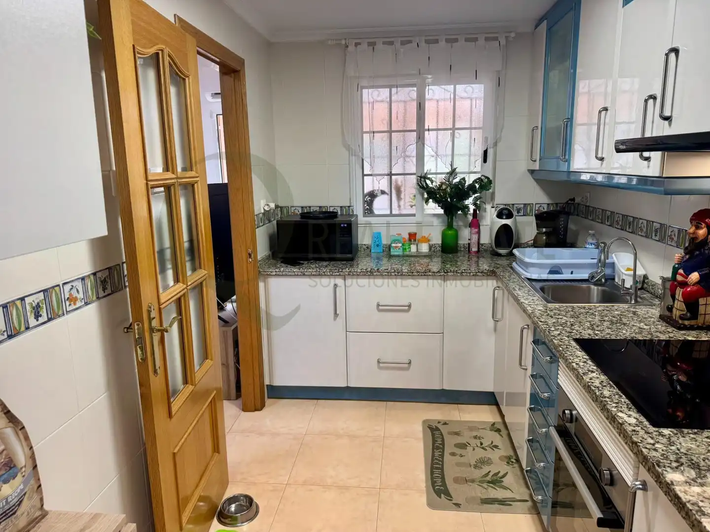 Cocina de Casa o chalet en venta en Santa Pola con Aire acondicionado, Calefacción y Jardín privado