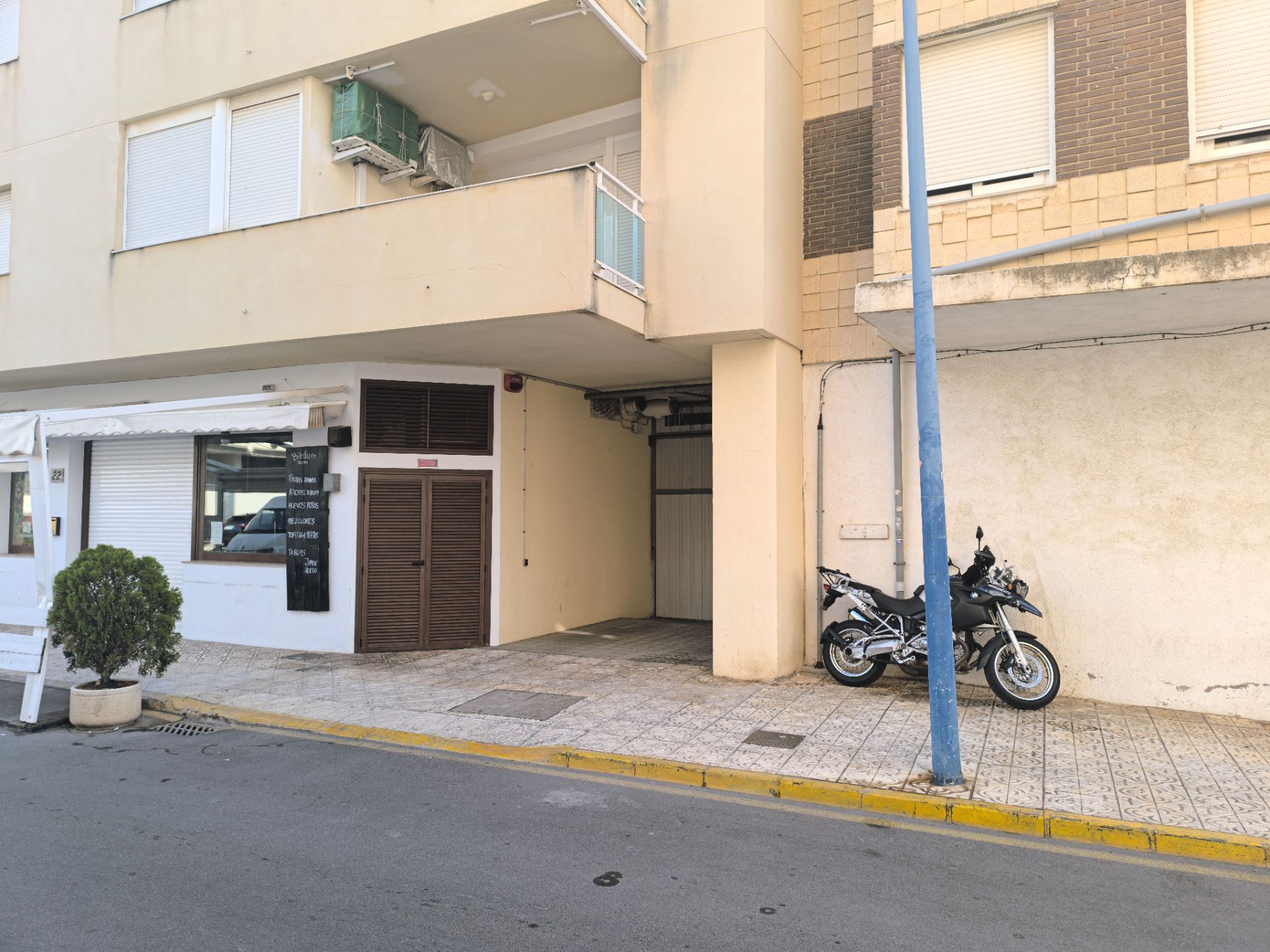 Exterior view of Garage for sale in Peñíscola / Peníscola