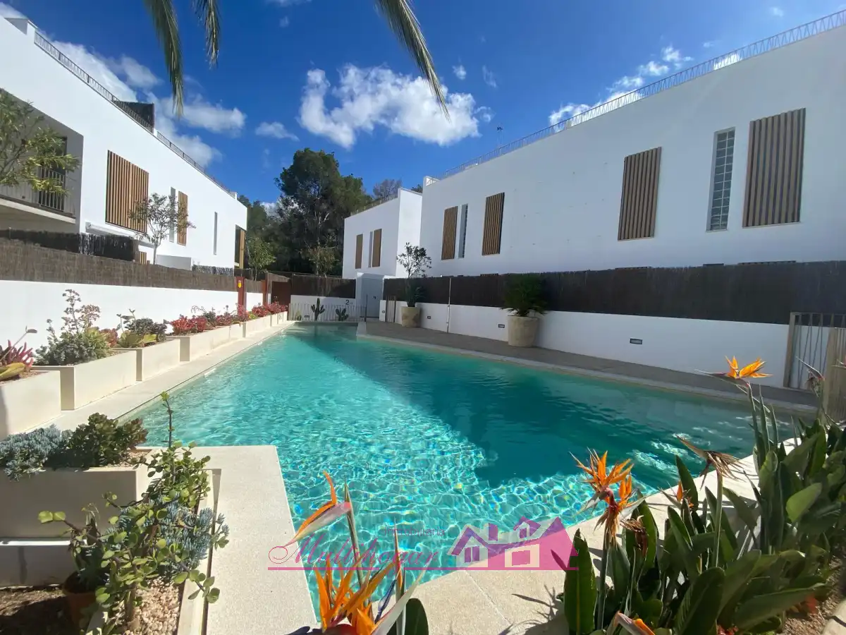 Piscina de Planta baja en venta en Sant Antoni de Portmany con Aire acondicionado, Calefacción y Jardín privado
