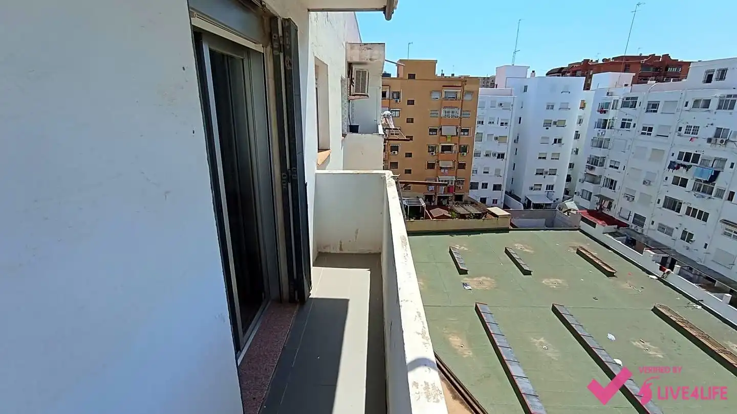 Apartament de lloguer a Del Serpis, La Bega Baixa - Plaza Xúquer