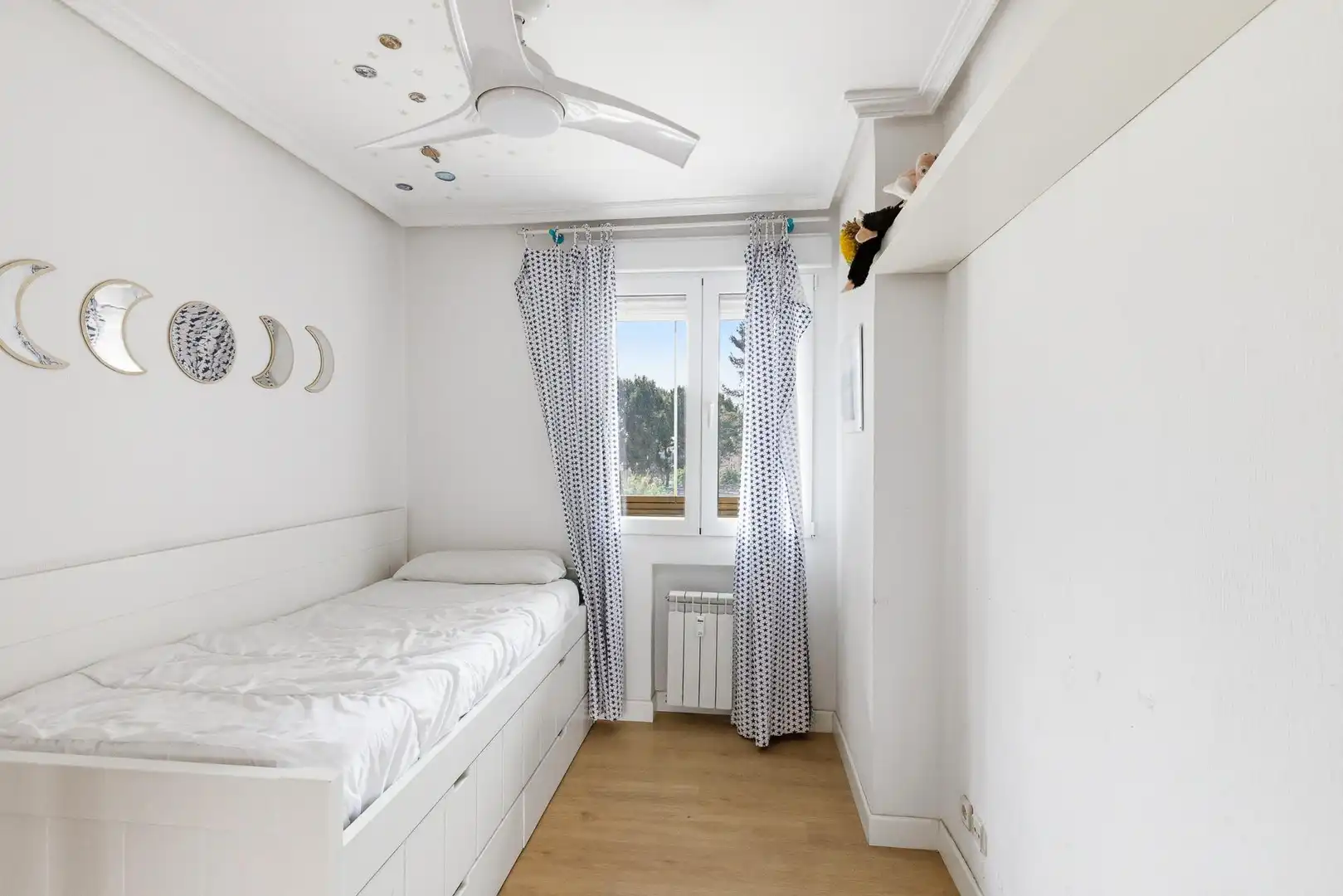 Habitación de Piso en venta en Madrid con Aire acondicionado, Calefacción y Jardín privado