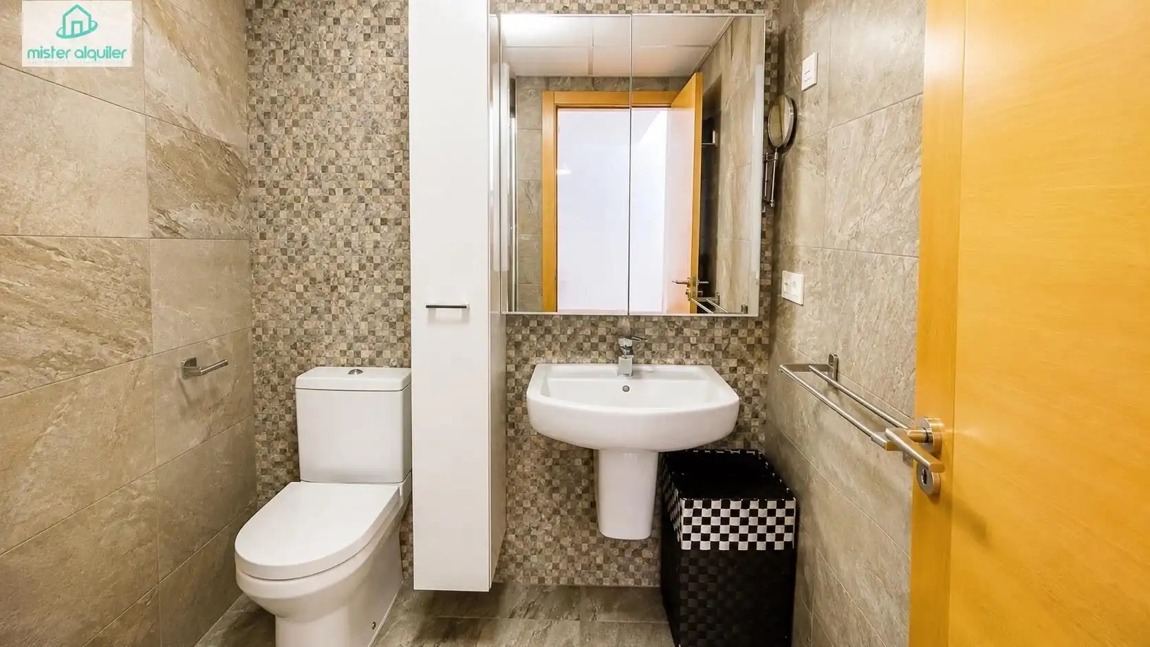 Bany de Apartament de lloguer en El Campello amb Aire condicionat, Calefacció i Terrassa