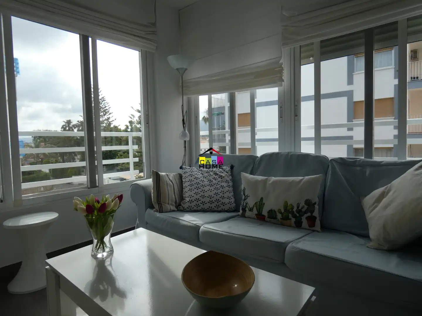 Sala de estar de Apartamento en venta en Benicasim / Benicàssim con Aire acondicionado, Amueblado y Piscina comunitaria