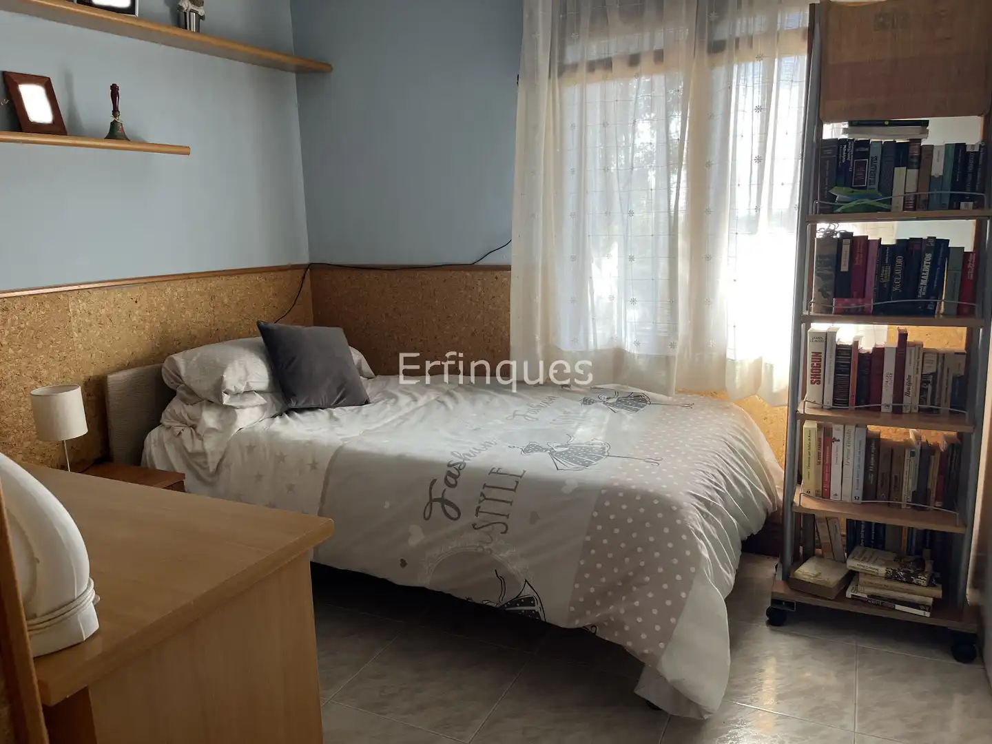 Schlafzimmer von Haus oder Chalet zum Verkauf in Viladecavalls mit Klimaanlage, Heizung und Privatgarten