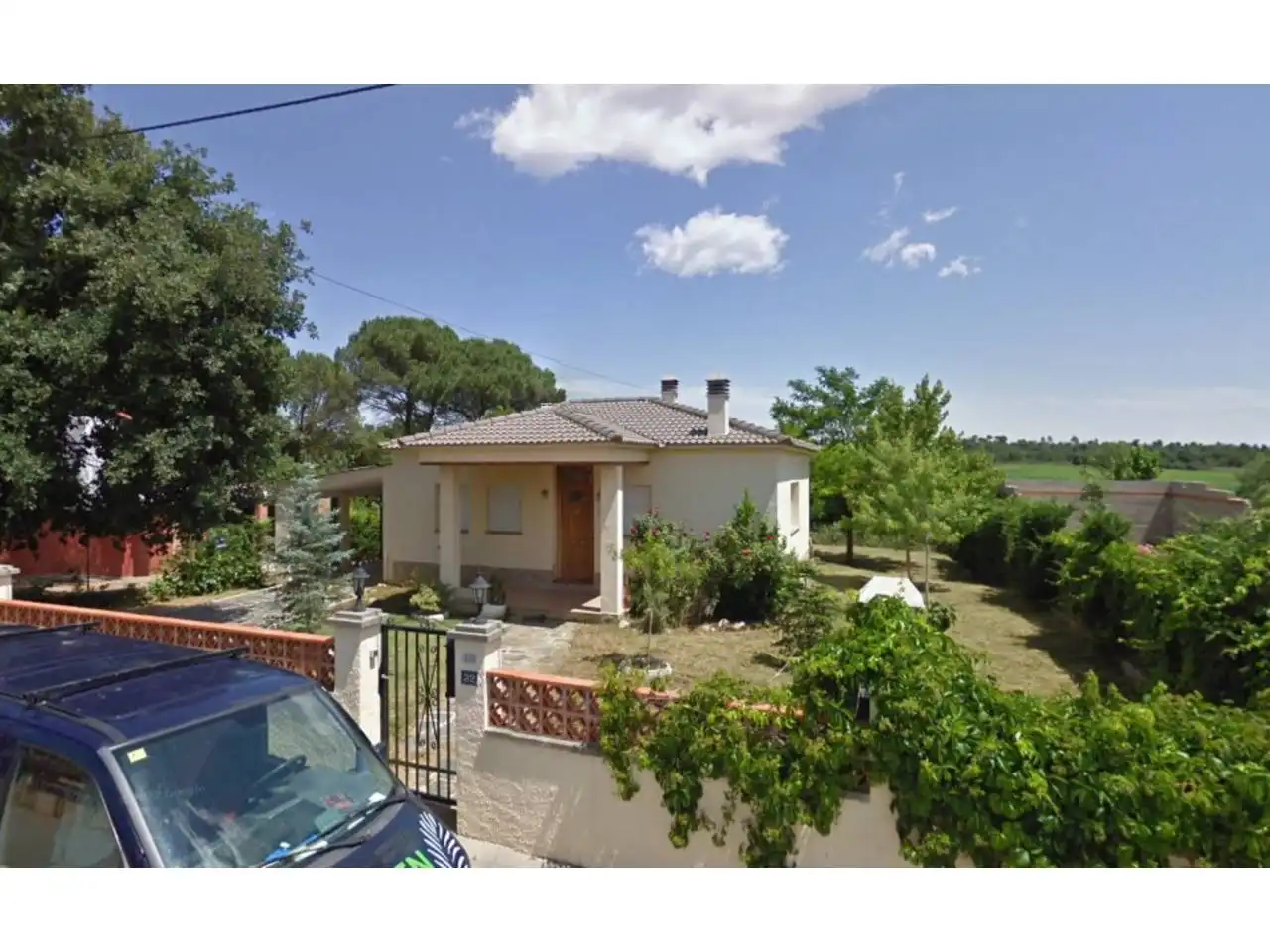 House with garden for sale in Calle Premia ce Mar, imagen 2