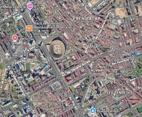 Vista exterior de Pis en venda en Valencia amb Terrassa i Balcó