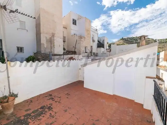 Casa adosada en venda a Torrox Pueblo