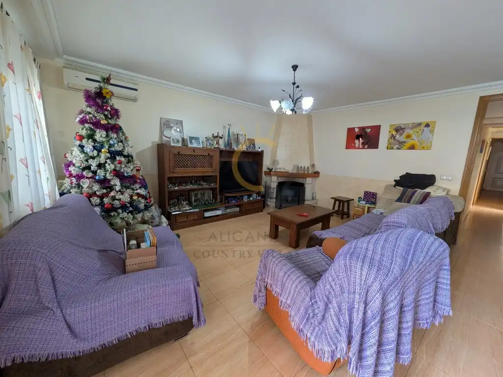 Casa amb jardí en venda a Avenida Castilla De, imagen 5