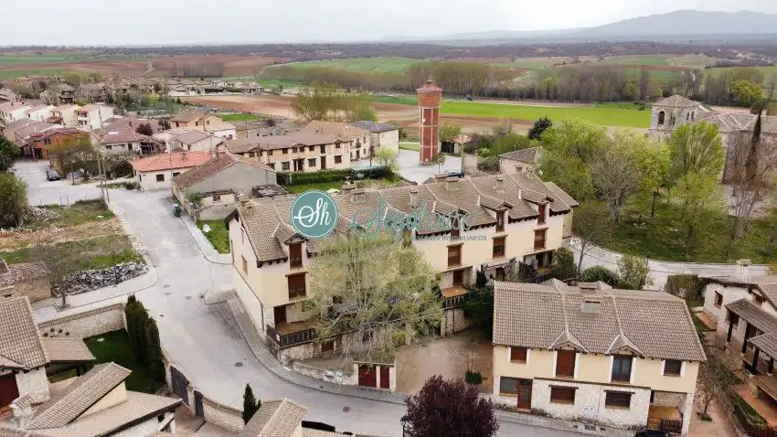 Vista exterior de Piso en venta en Grajera con Calefacción y Trastero
