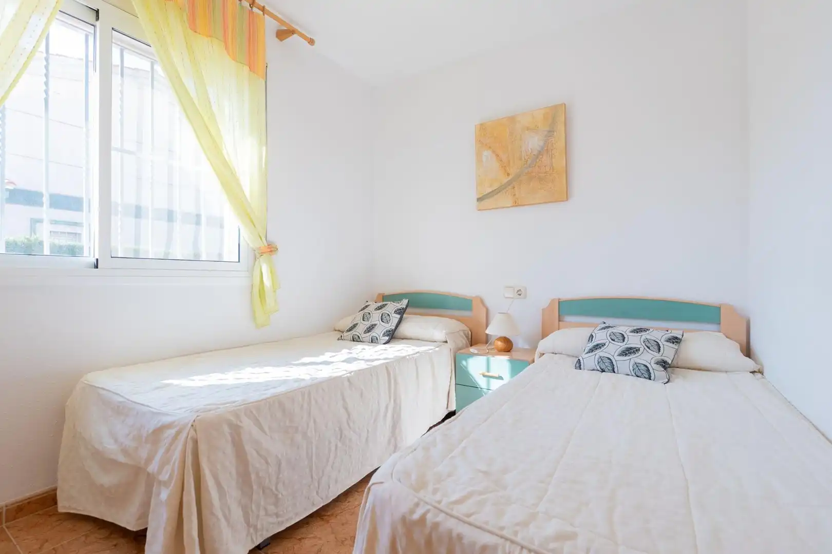 Habitación de Casa o chalet en venta en Deltebre con Piscina