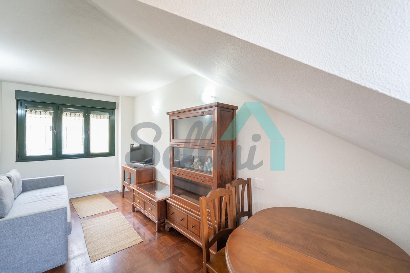 Bedroom of Flat to rent in Oviedo   with Heating, Parquet flooring and Furnished