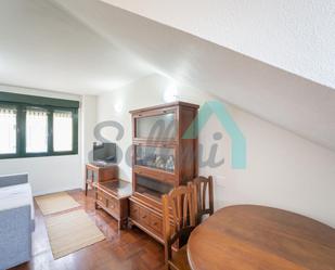 Bedroom of Flat to rent in Oviedo   with Heating, Parquet flooring and Furnished