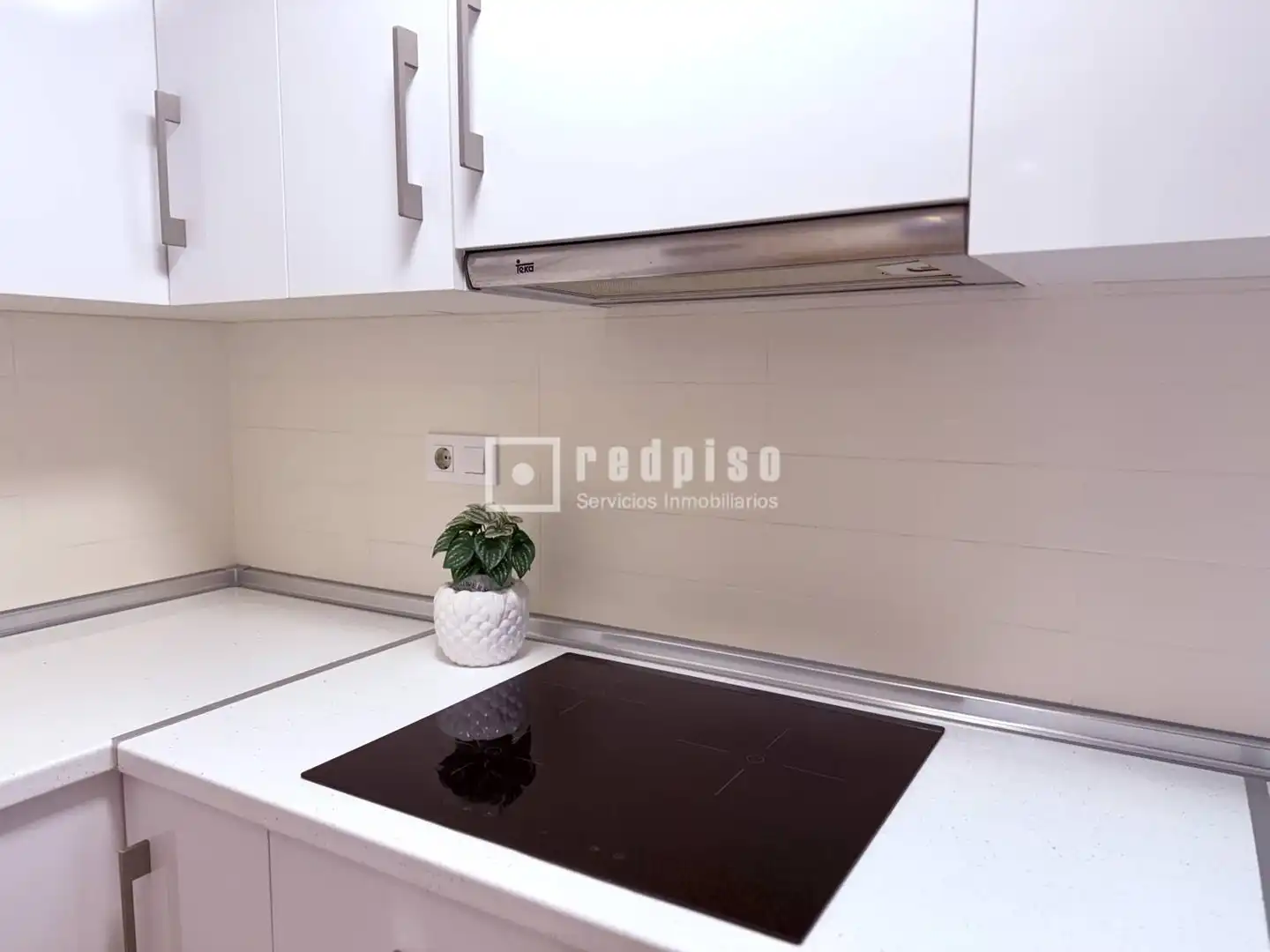 Kitchen of Flat for sale in Valencia  with Air Conditioner and Terrace