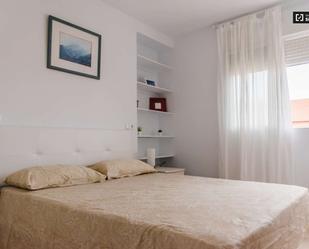 Dormitori de Apartament per a compartir en  Valencia Capital amb Aire condicionat, Calefacció i Terrassa