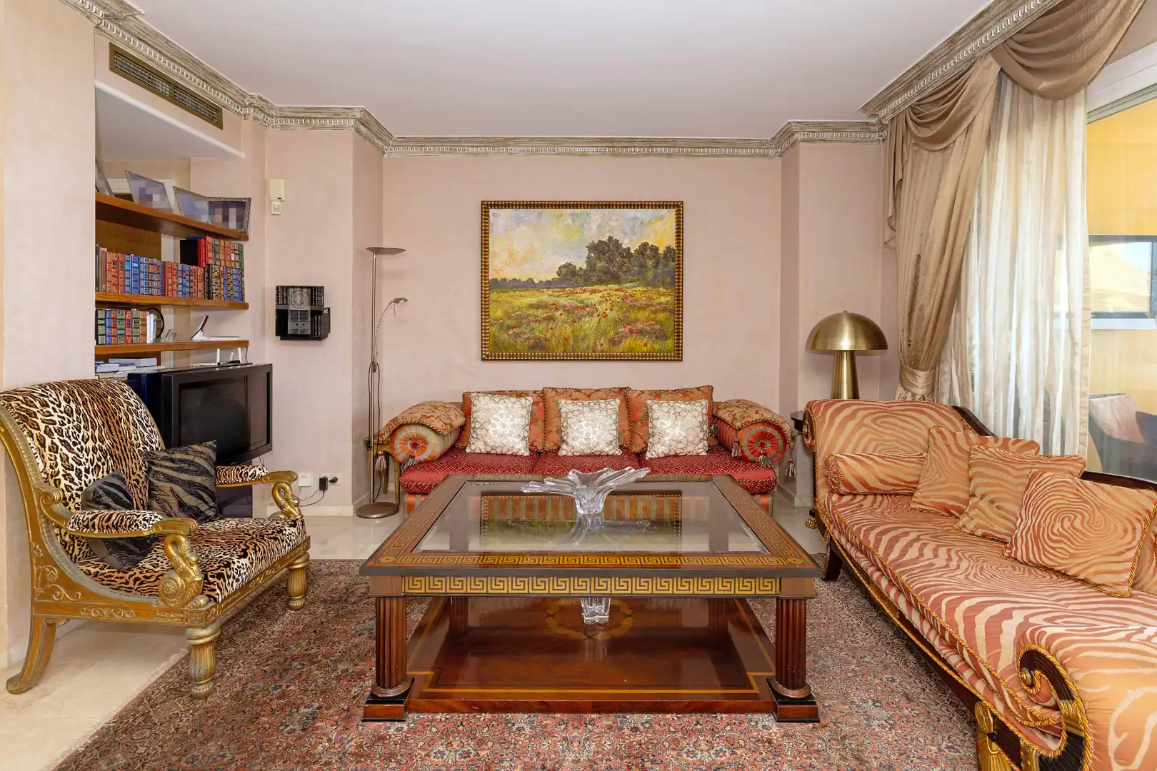 Wohnzimmer von Dachboden zum Verkauf in Marbella mit Klimaanlage, Heizung und Terrasse