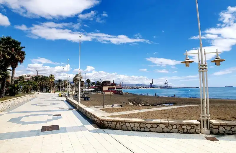 Vista exterior de Piso en venta en Málaga con Aire acondicionado, Calefacción y Terraza