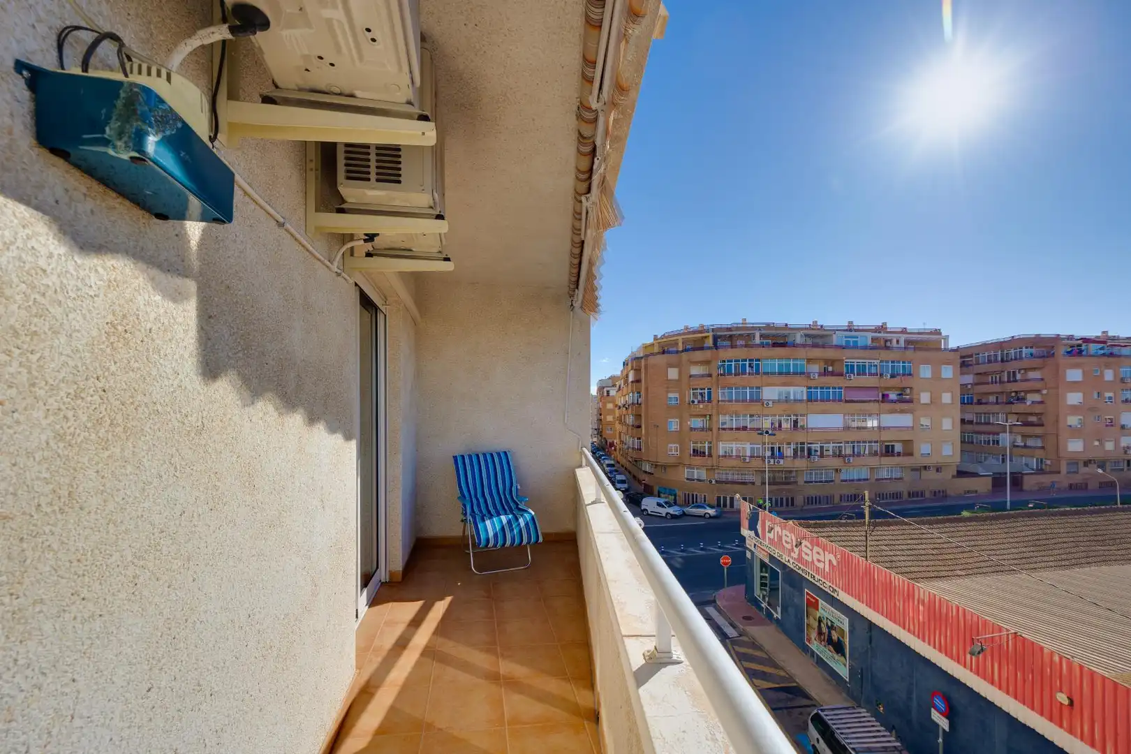 Habitación de Apartamento en venta en Torrevieja con Terraza, Amueblado y Piscina comunitaria