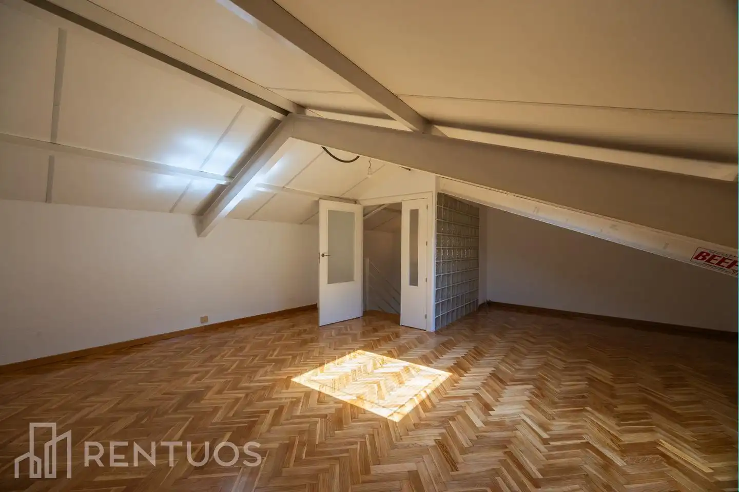 Casa o xalet de lloguer a De Margarita Nelken, Parquelagos - Puente Nuevo