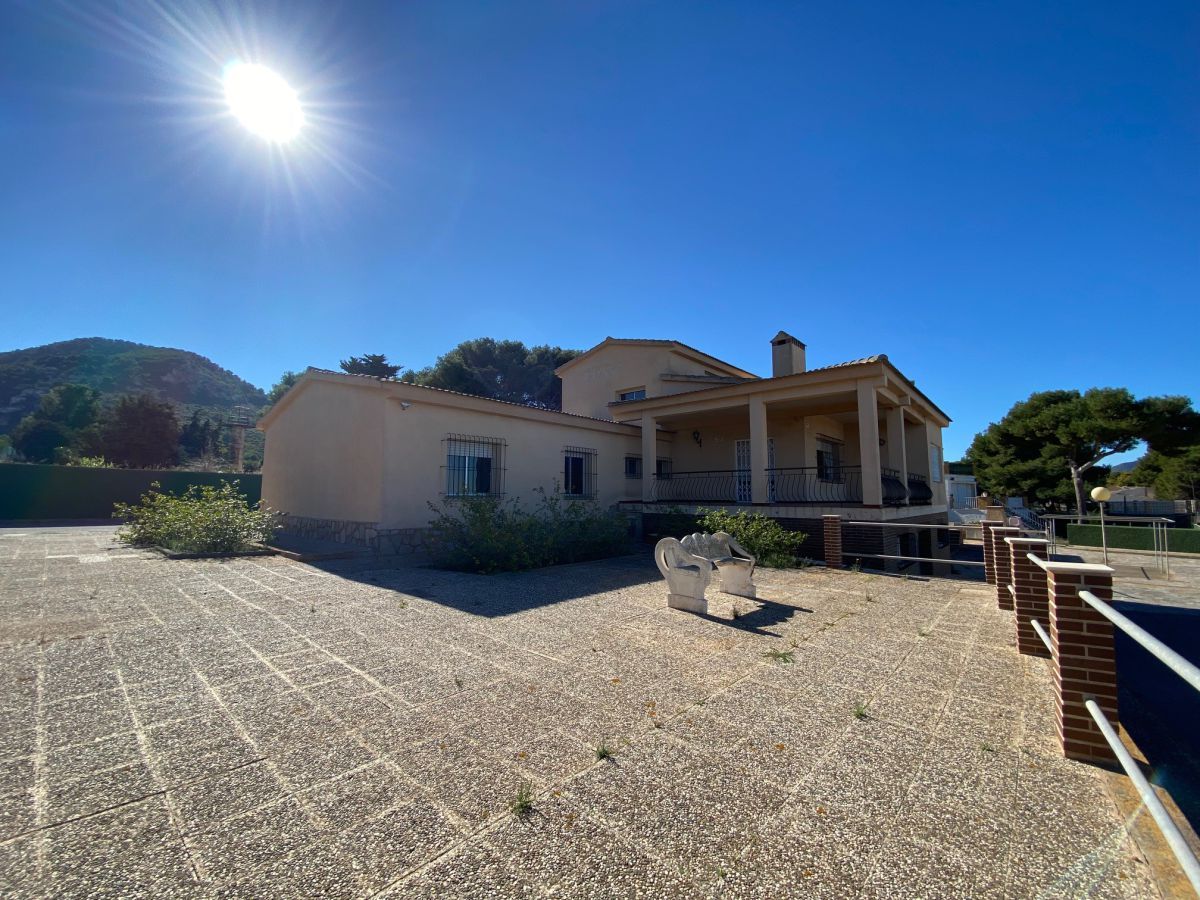 Vista exterior de Finca rústica en venda en Cartagena amb Terrassa i Piscina